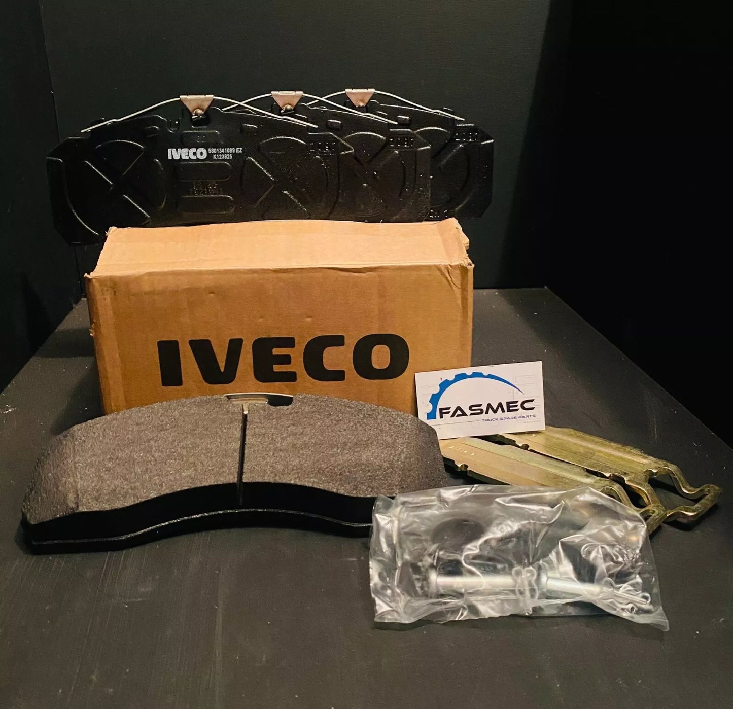 SERIE PASTIGLIE FRENO PER IVECO STRALIS ED EUROCARGO TECTOR - ORIGINALI