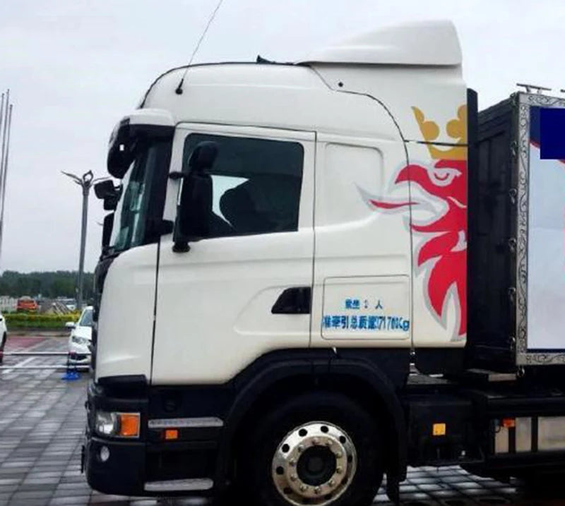 Adesivi creativi per camion